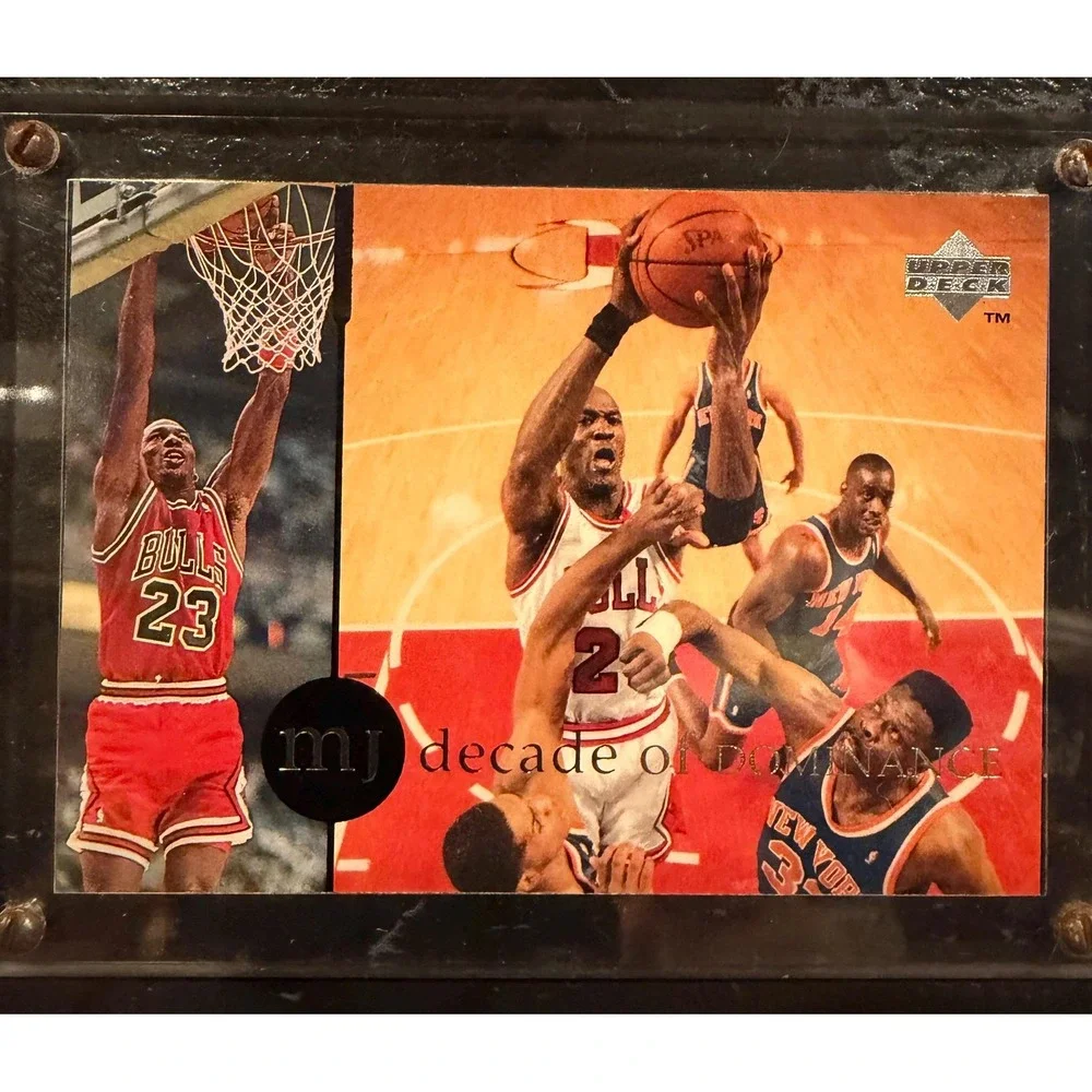Vintage 1994 Michael Jordan Wood Wall Clock With Trading Card, Works